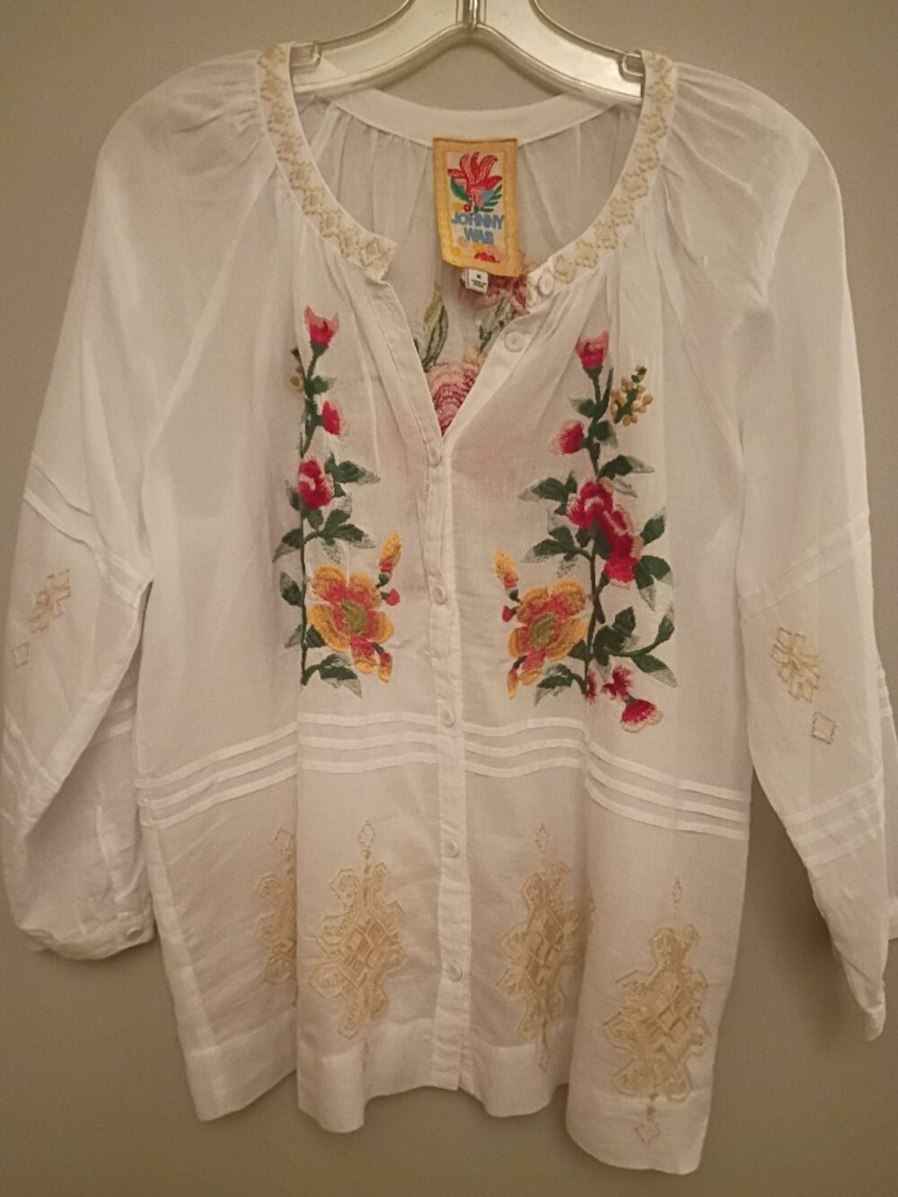 Johnny Was White Floral Embroidered Blouse NWOT